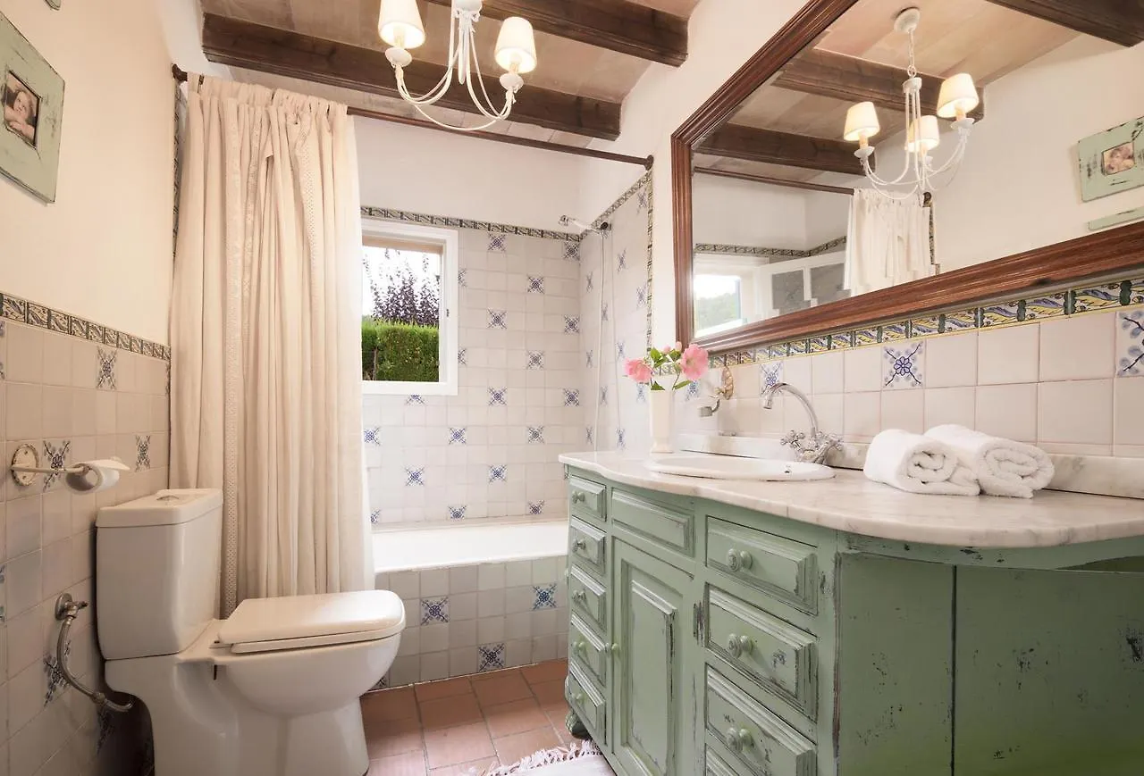 펜션 Mancor del Valle Font 빌라 스페인